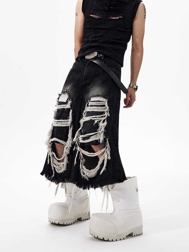 Cropped Make Old Ripped Patch Middle Pants
