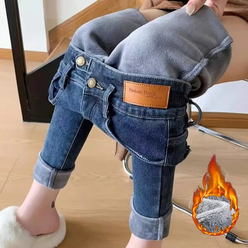 Winter Girls Fleece Thicken Straight Leg Jeans Women Snow Warm High Waist Casual Denim Trousers Lady Korean Plush Thermal Pants
