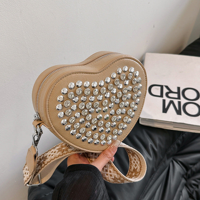 Heart Bag Wide Shoulder Strap Western Style All-matching Rivet Crossbody Phone Bag
