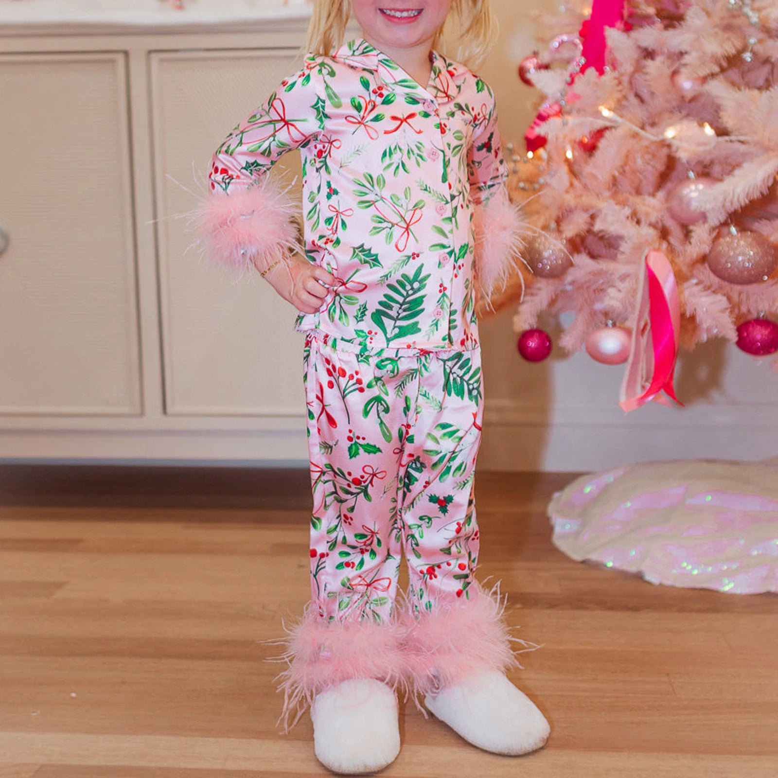 Combhasaki Mommy and Me Girls 2Pcs Pajamas Loungewear Set Feather Cuff Leaves Print Tops + Pants Suits Family Matching Sleepwear